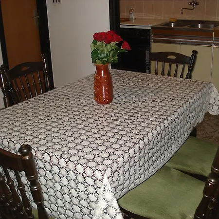 Silver Apartment *