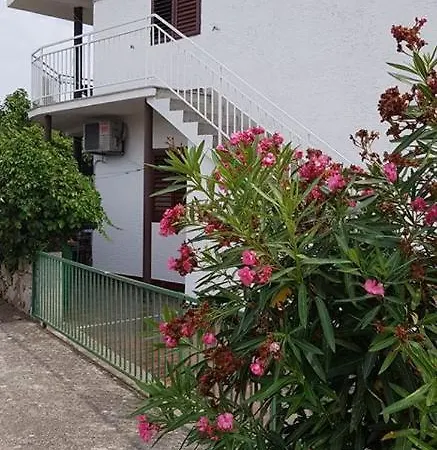 Apartment Silver